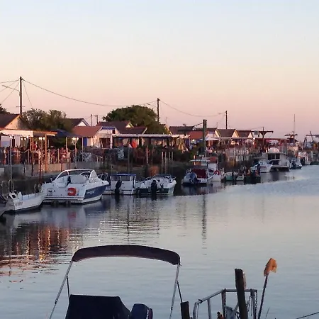 Pasteur Vacances Ares